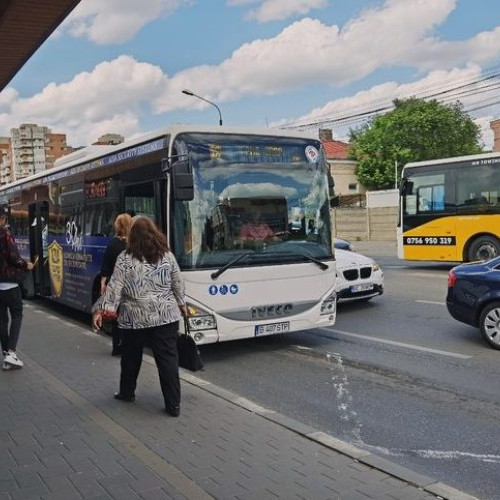 Reluarea transportului școlar în municipiul Piatra Neamț