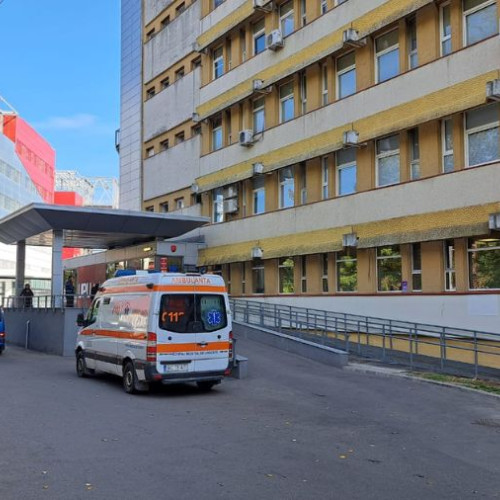 Pacient de 63 de ani, transportat de urgență la spital după o tentativă de suicid
