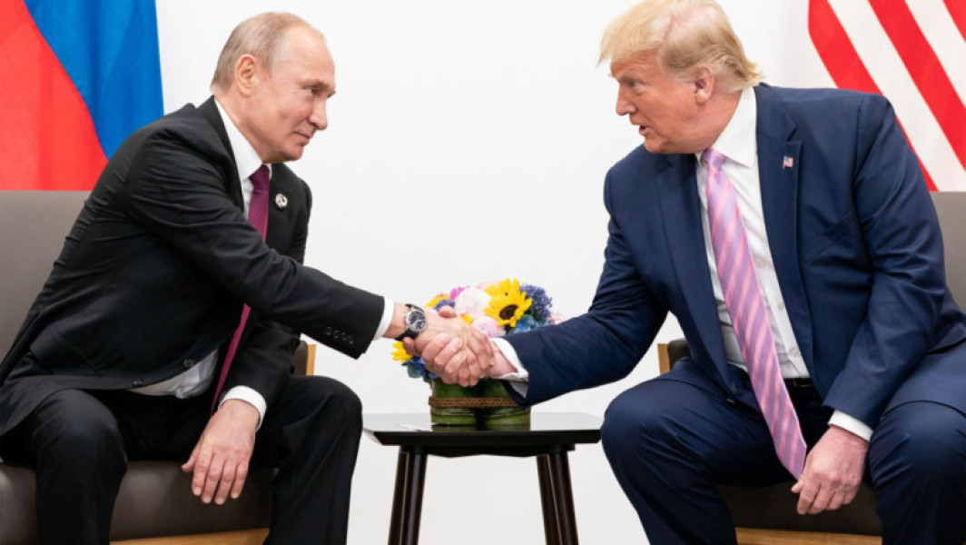 Donald Trump vrea să imite stilul de guvernare al lui Vladimir Putin
