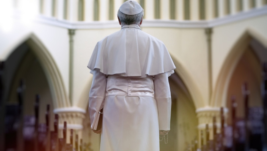 Cardinalii catolici se pregătesc pentru alegerea noului papa după moartea lui Francisc