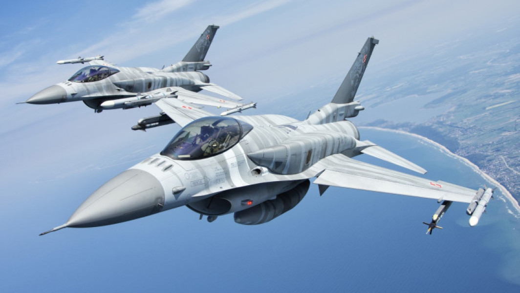 Polonia modernizează flota de avioane F-16 cu o investiție de 7,3 miliarde de dolari