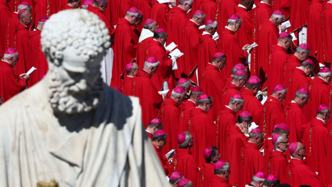 Întâlnirea cardinalilor Bisericii Catolice pentru alegerea noului papa