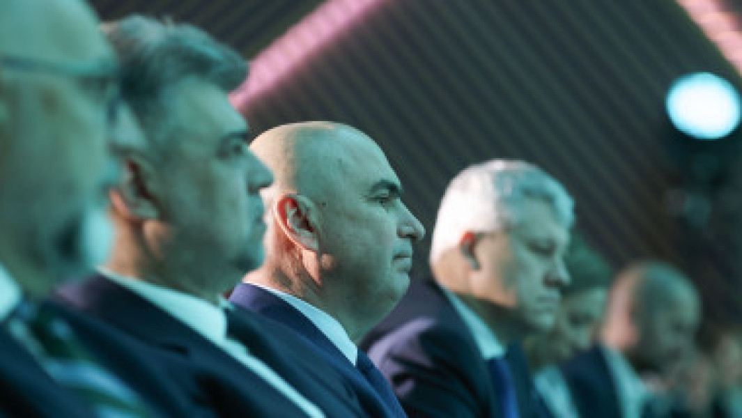 Parlamentul ungar interzice accesul și taie salariile opozanților
