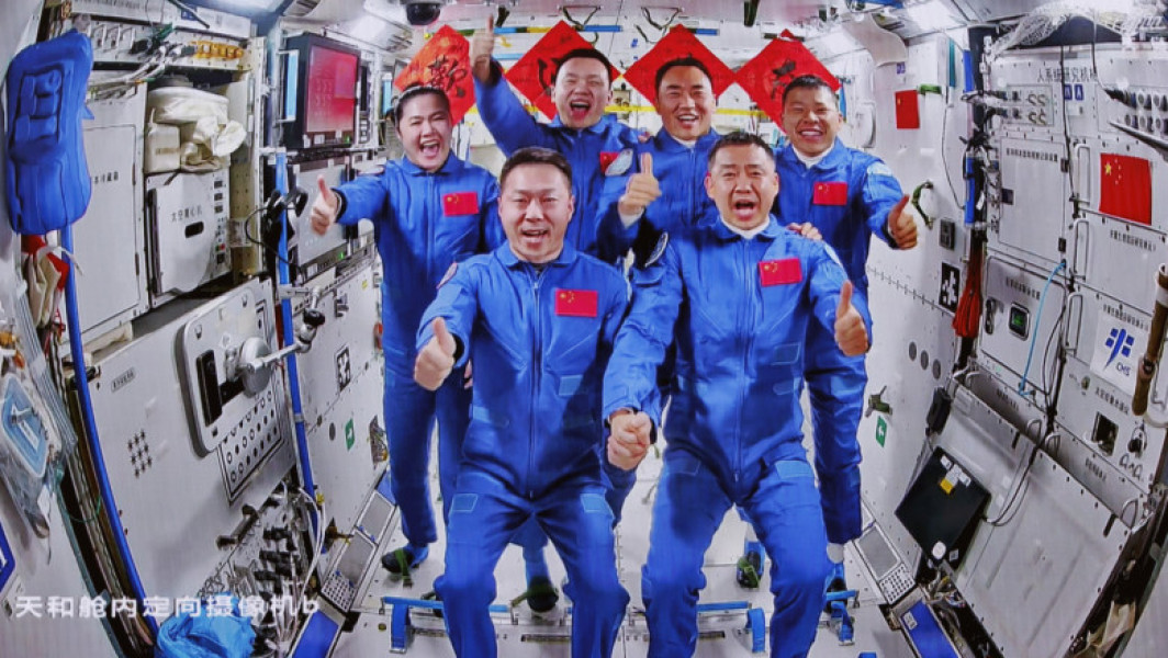 China amână revenirea capsulei Shenzhou-19
