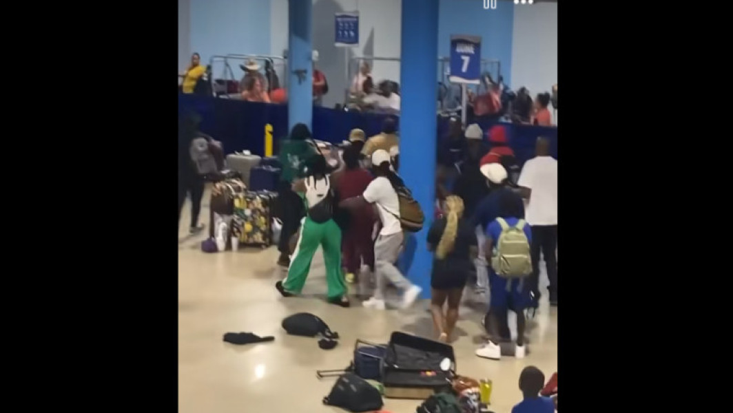 24 de persoane interzise pe navele Carnival Cruise după o altercație în Galveston