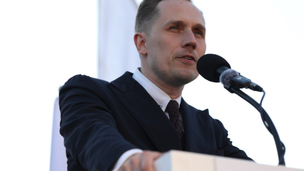 Candidatul extremei drepte din Polonia, Slawomir Mentzen, mizează pe TikTok în alegeri