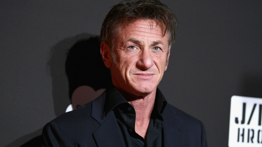 Sean Penn compară pe Donald Trump cu un criminal