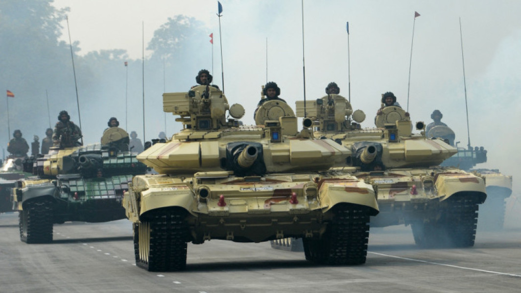 Atacuri intense între India și Pakistan, temeri de război total
