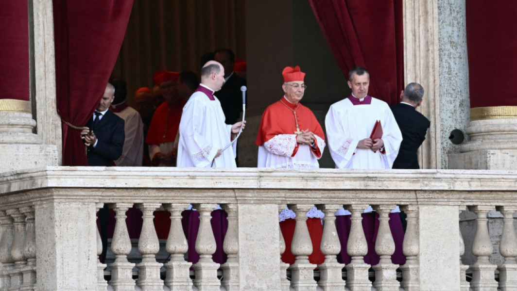 Cardinalul Robert Francis Prevost devine Papa Leon al XIV-lea