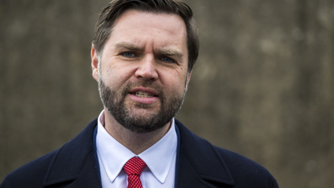 Rusia cere teritorii în negocierile de pace cu Ucraina, notează J.D. Vance
