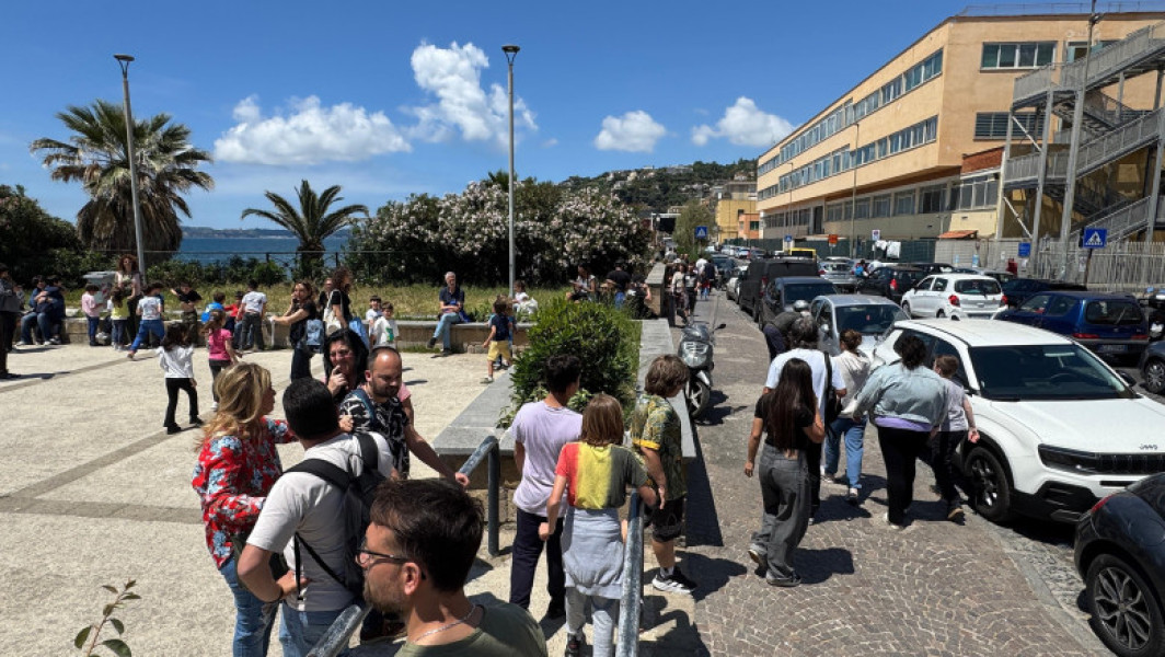 Cutremur de 4,4 grade în provincia Napoli, provocând panică