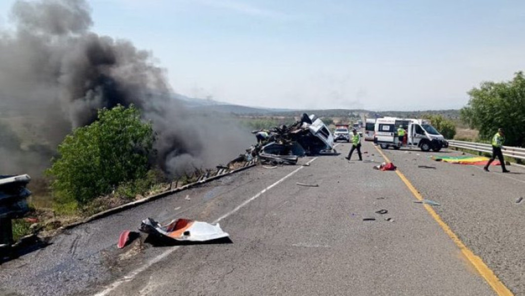 Accident grav în Puebla: 21 de persoane decedate
