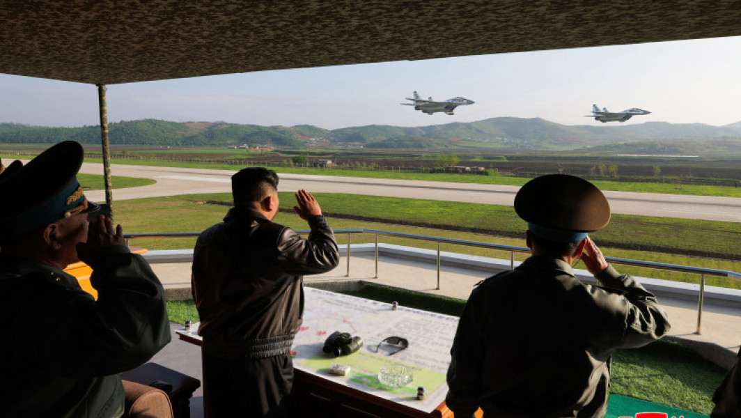 Kim Jong Un subliniază necesitatea pregătirii pentru război în Coreea de Nord