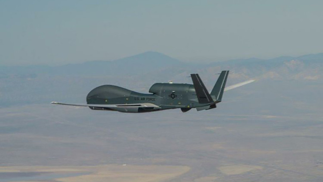 Drona americană RQ-4B Global Hawk a executat un zbor de recunoaștere în Marea Neagră