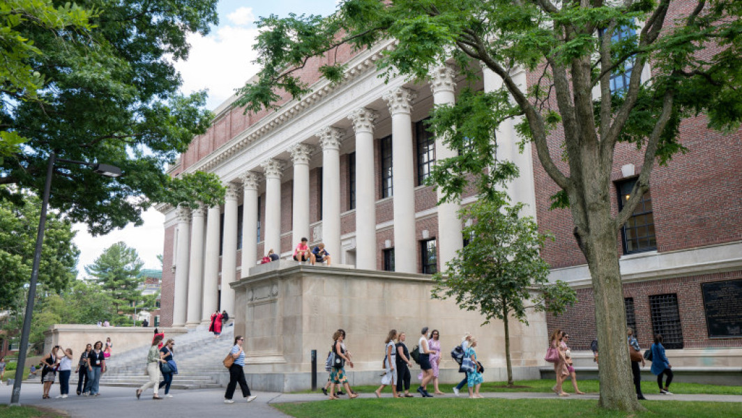 Departamentul pentru sănătate din SUA taie fonduri de la Harvard din cauza antisemitismsului