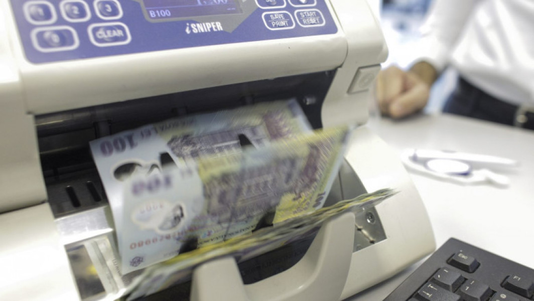 Planuri de împrumuturi de peste 6 miliarde de lei de la bănci, anunţate de Ministerul Finanţelor