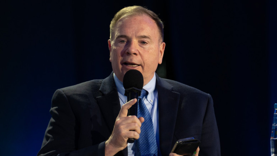 Fostul comandant american laudă România pentru succesul alegerilor democratice