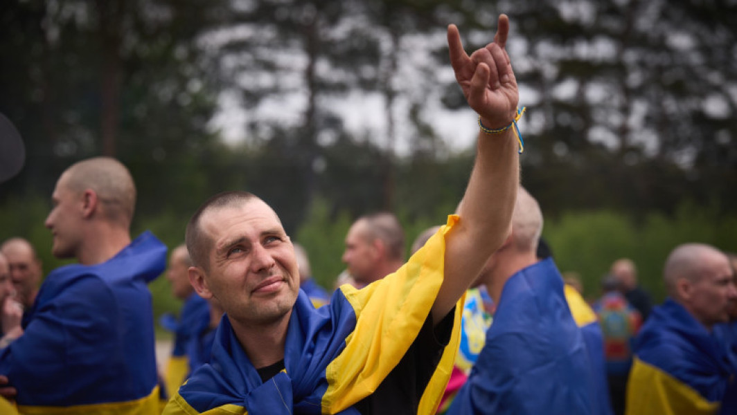 Rusia eliberează 303 soldați ucraineni în schimbul a 303 soldați ruși