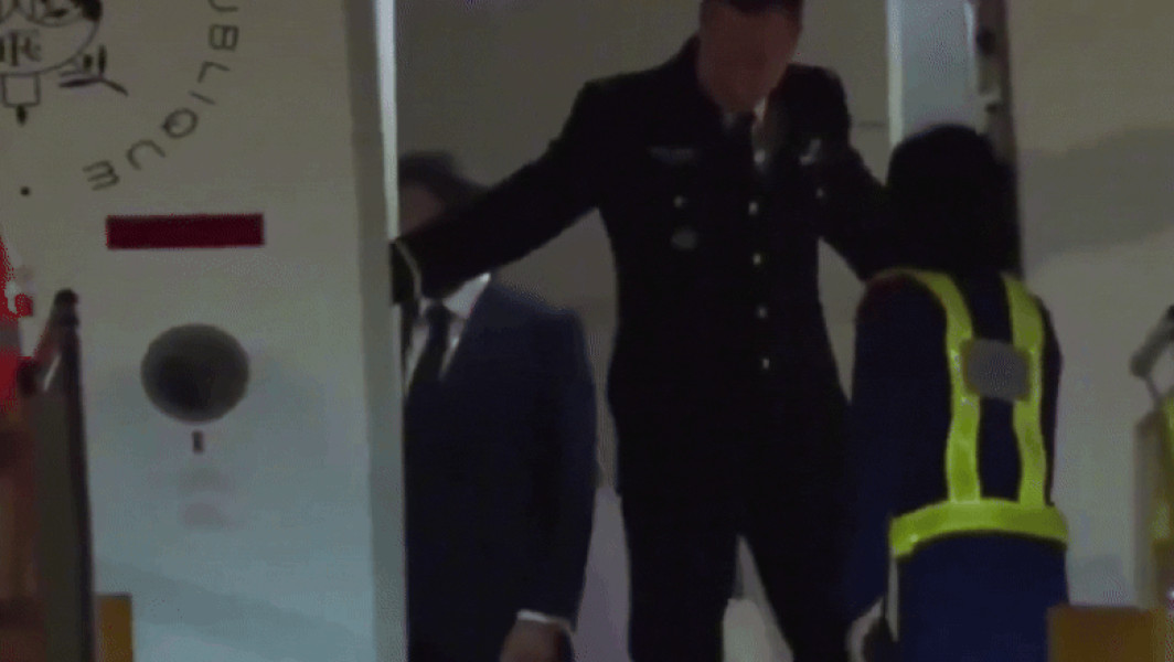 Brigitte Macron, dezminte incidentul cu Emmanuel Macron în Vietnam