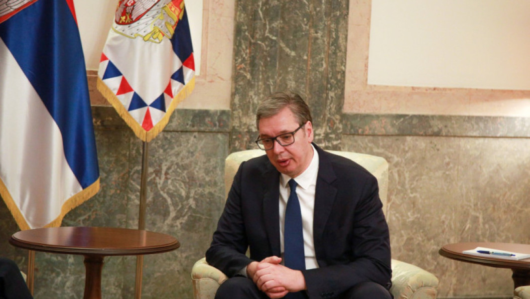 Vucic promovează angajamentul Serbiei pentru neutralitate în privința exporturilor de arme