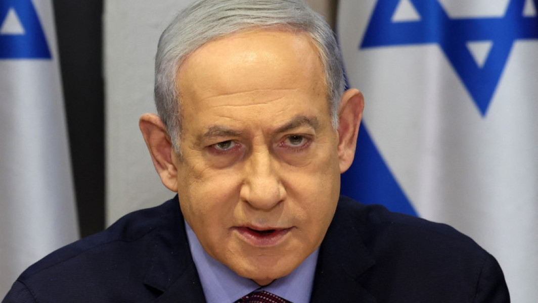 Premierul israelian Benjamin Netanyahu a fost supus unei colonoscopii de rutină, după cum anunță cabinetul său într-un comunicat oficial citat de presa israeliană. Potrivit Times of Israel, procedura a fost realizată vineri dimineața, la spitalul Shaare Zedek din Ierusalim. Cabinetul nu a precizat dacă Netanyahu a fost anesteziat total sau doar sedat în timpul examinării.