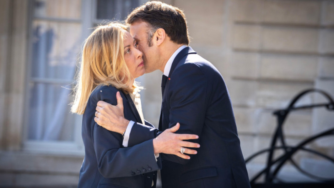 Giorgia Meloni afirmă că nu există probleme între ea și Emmanuel Macron înainte de întâlnirea de la Roma