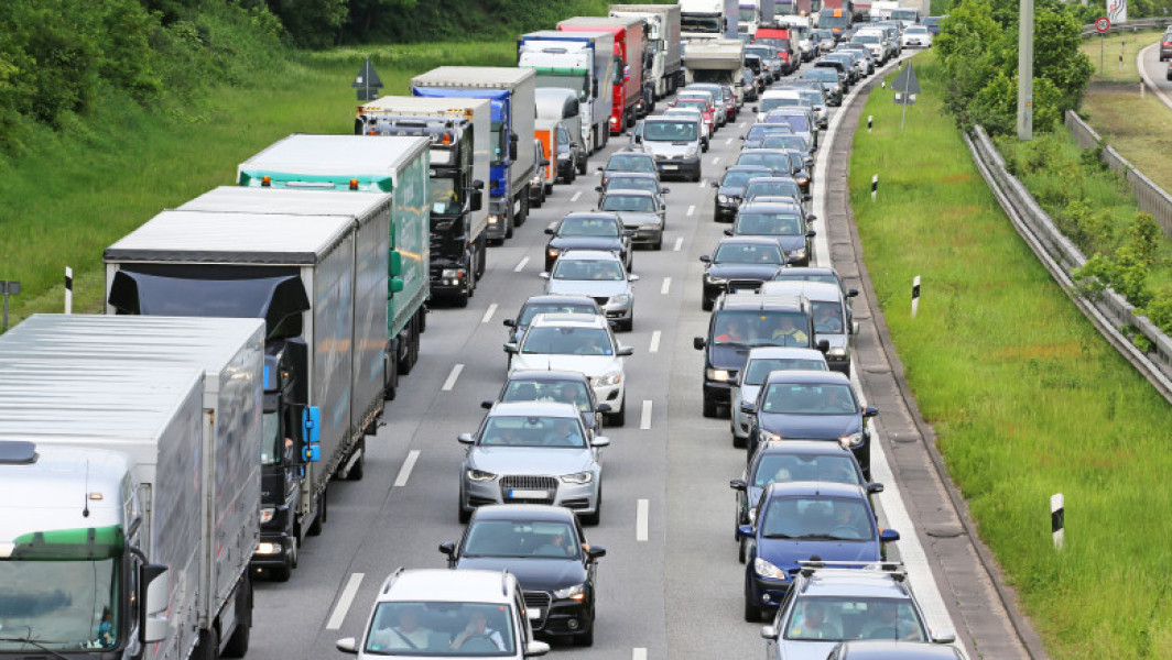 Confuzie pe autostrăzile din Germania din cauza informațiilor eronate ale Google Maps