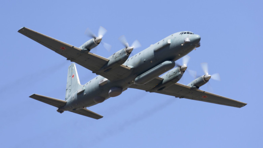 avionul rusesc il-20 incalca spatiul aerian deasupra marii baltice, britanicii interceptându-l