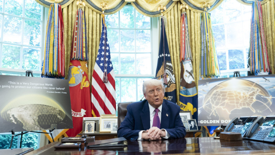 Donald Trump a raportat venituri de peste 600 de milioane de dolari din activități cu criptomonede, cluburi de golf și alte afaceri în declarația sa financiară publicată recent, conform digi24.ro. Potrivit acesteia, averea sa a crescut în urma investițiilor în criptomonede, precum și din proiecte imobiliare și alte afaceri deținute.