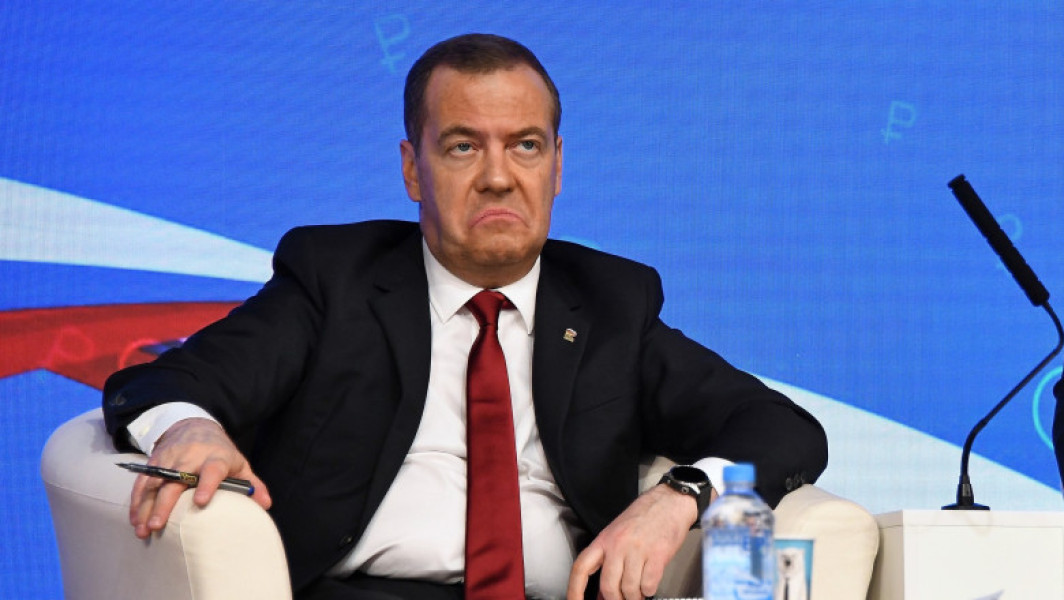 Medvedev: Trump a declanșat un nou război pentru SUA după atacul asupra Iranului