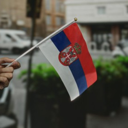 Atenţionare de călătorie pentru românii care călătoresc în Serbia. Recomandările MAE