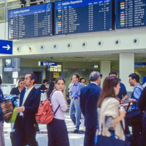 Aeroportul din Budapesta avertizează asupra întârzierilor și anulărilor din cauza furtunilor