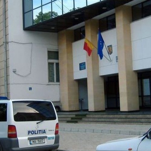 Un medic veterinar din Bacău, trimis în judecată pentru bigamie și fals în declarații. Cum a ajuns să fie însurat cu două femei în același timp