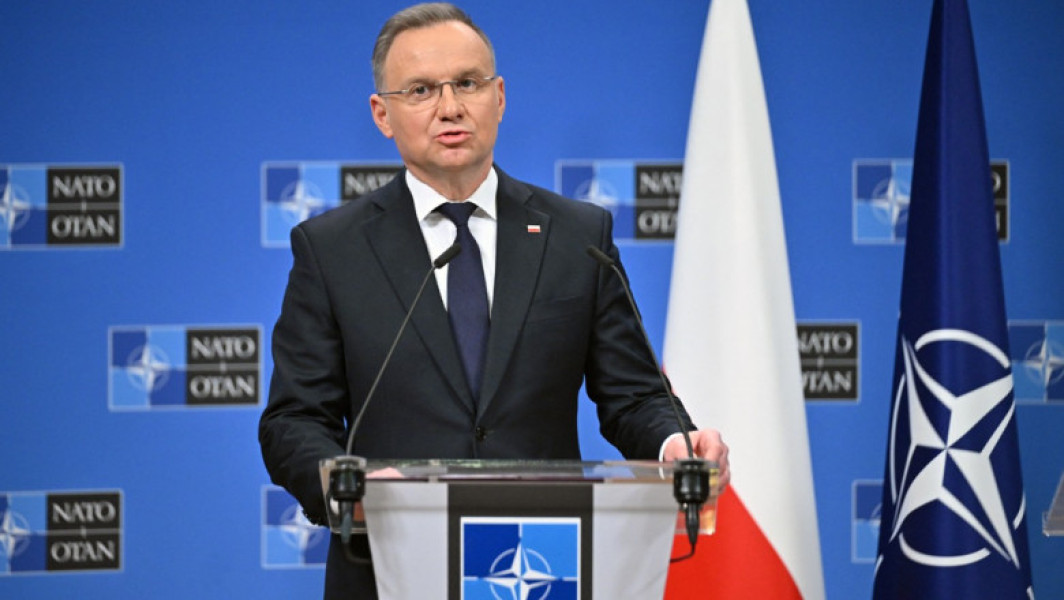 Andrzej Duda critică atingerea Poloniei de către aliați și Ucraina în ultimele sale interviuri