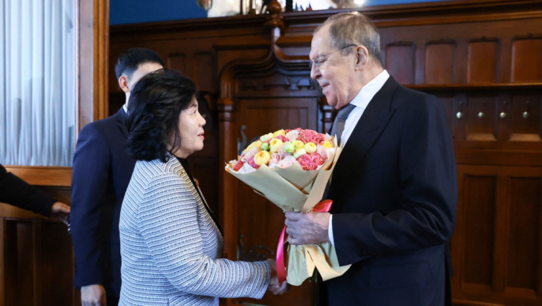 Serghei Lavrov efectuează vizită oficială în Coreea de Nord într-un context de apropiere diplomatică și militară
