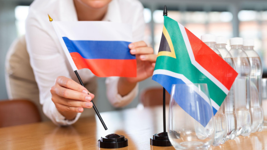 Rusia intensifică influența în Africa prin rețele de propagandă și contacte militare