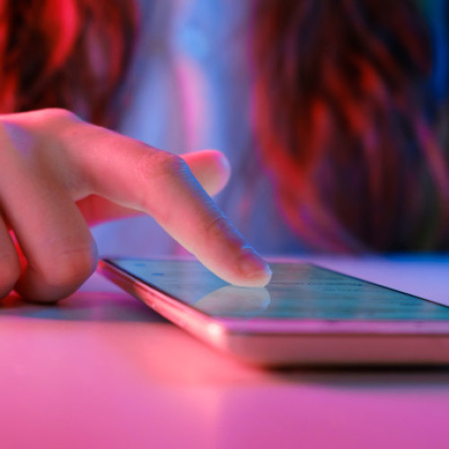 Portugal decide să interzică telefoanele mobile în școlile primare