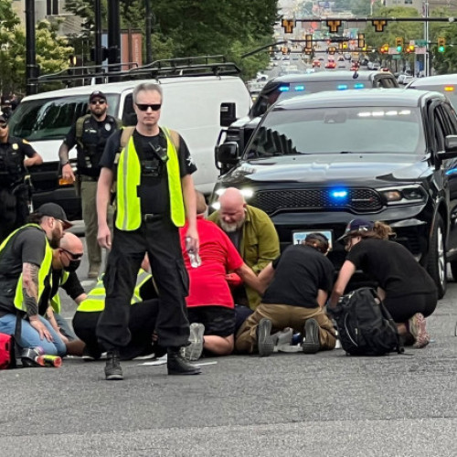 incident sângeros într-o biserică din Lexington, Kentucky