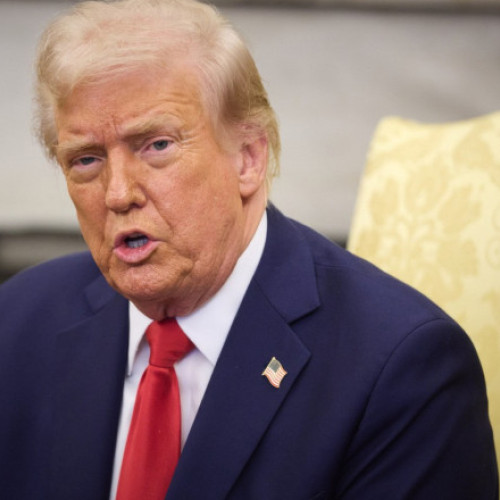 Încrederea în președintele american Donald Trump a scăzut semnificativ, conform unui sondaj recent. Potrivit publicației The Hill, citată de Digi24.ro, rezultatele ultimului sondaj efectuat de Economist/YouGov arată că 55% dintre americani sunt nemulțumiți de mandatul lui Trump, în timp ce doar 41% îl aproba.