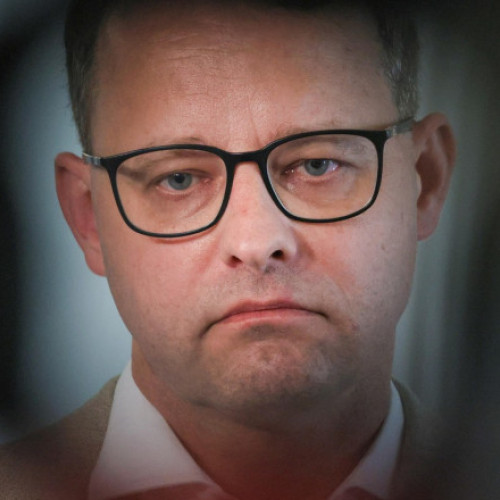 Polonia retrage ambasadorul de la Budapesta după acordarea azilului politic unui fost oficial polonez