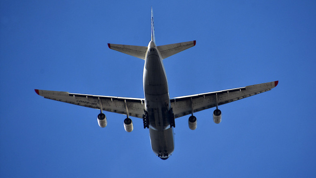 Avion cu aterizare de urgență în Iowa după tentativa unui pasager de a deschide o ușă de siguranță