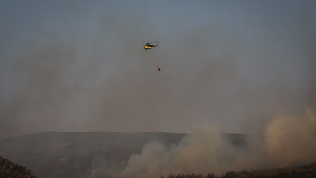 Incendii de vegetație amenință regiunea Antalya din Turcia