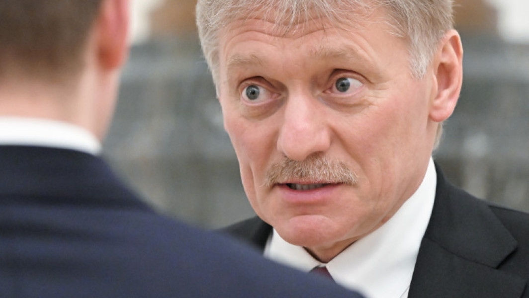 Rusia vrea să continue operațiunile militare până când își va atinge obiectivele, deși oficialii de la Kremlin afirmă că preferă soluțiile diplomatice, potrivit declarațiilor făcute pe 27 iulie de purtătorul de cuvânt Dmitri Peskov. El a spus că „obiectivele (razboiului) trebuie îndeplinite înainte de a se putea stabili principiile viitoarelor relații cu Ucraina”, notează Kyiv Independent.