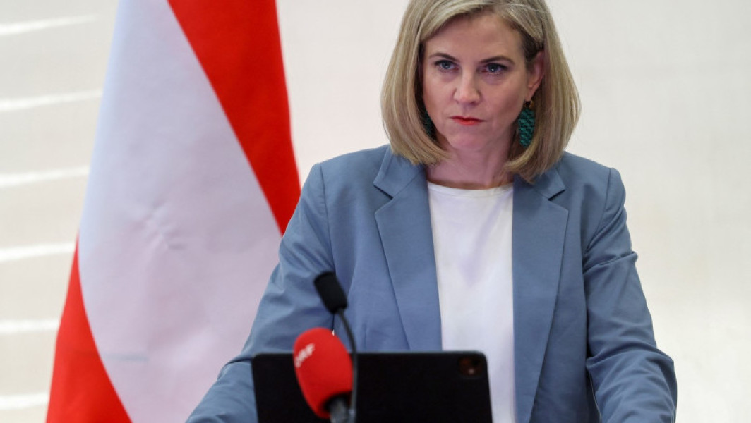 oficial austriac: trump a fost dispus sa cedeze Crimeea și estul Ucrainei în cadrul unui acord de pace