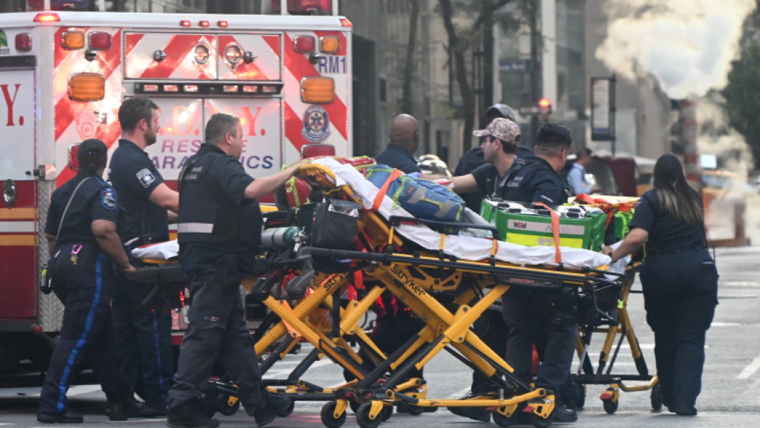Un atac armat într-un zgârie-nori din Manhattan, New York