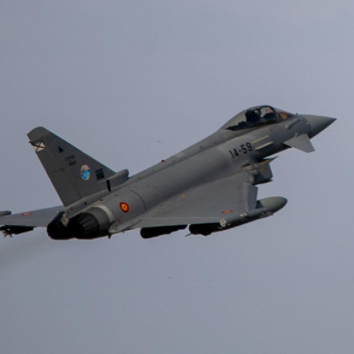 Germania planifică o dezvoltare importantă a apărării sale militare, pregătind comenzi de achiziții în valoare de mai multe miliarde de euro, informează miercuri Digi24.ro. Surse apropiate acestor planuri menționează că în viitorul apropiat, țara va achiziționa 20 de avioane Eurofighter, până la 3.000 de vehicule blindate Boxer și până la 3.500 de vehicule de luptă pentru infanterie Patria.