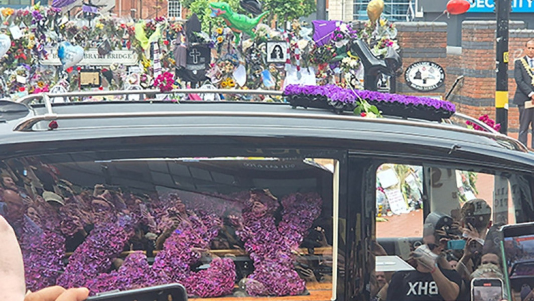 nazwy Ozzy Osbourne, simbolul heavy metal-ului, a fost comemorat la Birmingham