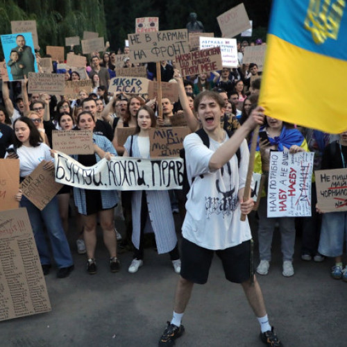 Parlamentul Ucrainei urmează să voteze joi o lege pentru restabilirea independenței instituțiilor anticorupție
