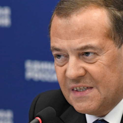 Medvedev continuă schimbul de declarații cu Trump în condițiile tensionate de la nivel global
