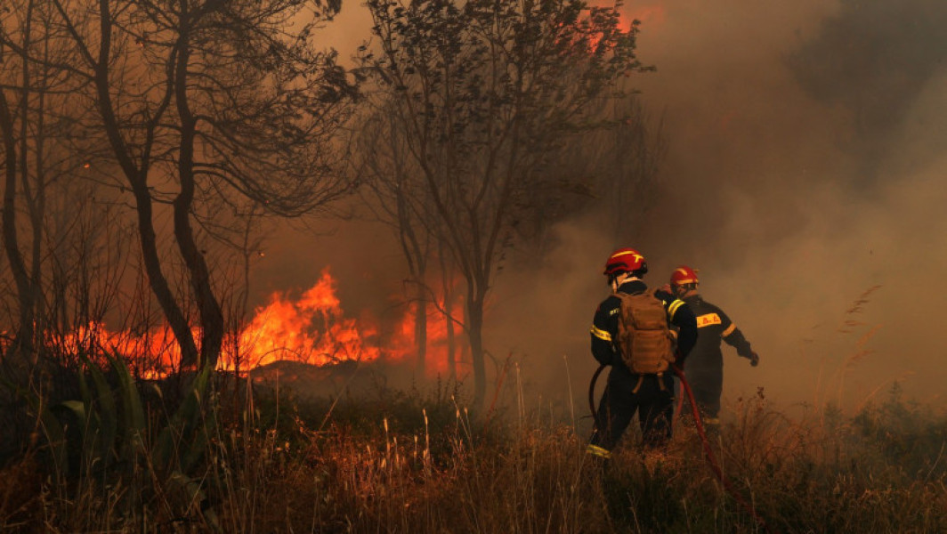 Incendii de vegetație în Grecia: pompierii români acționează în regiunea Attica